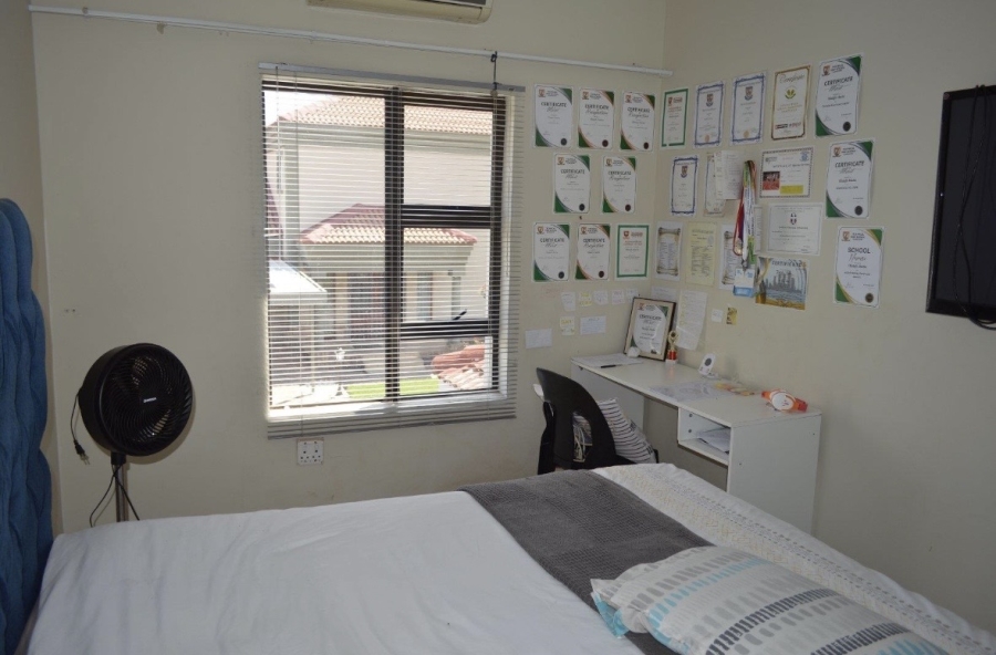 5 Bedroom Property for Sale in Doringkruin North West